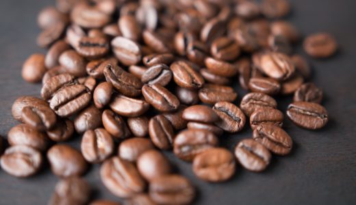 コーヒー豆はそのまま食べていいの？おいしいけど健康に良く無い？