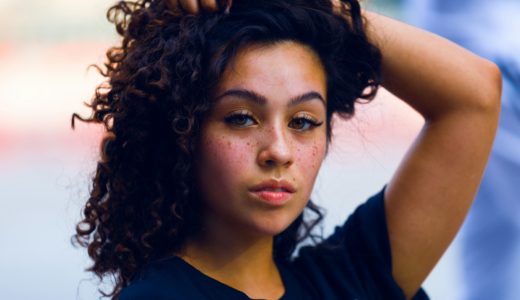 コーヒーを飲むとニキビができてしまうのはなぜ？